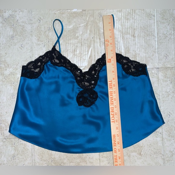 ** Sale ** Vintage Gold Label Victoria’s Secret Pajamas - Picture 11 of 16